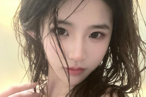 关晓彤被内涵潜规则：更可怕的是所有人都在等塌房